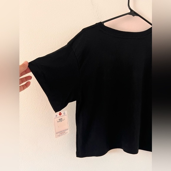 NWT Champion Leopard Print Logo Black Cropped Shirt Sleeve T-Shirt Size Medium - Picture 10 of 13